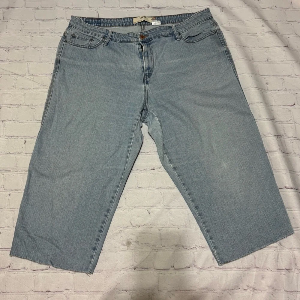 Levi’s 515 Capri Light Blue lightly distressed Denim jeans Women’s Plus size 40 - Picture 3 of 15
